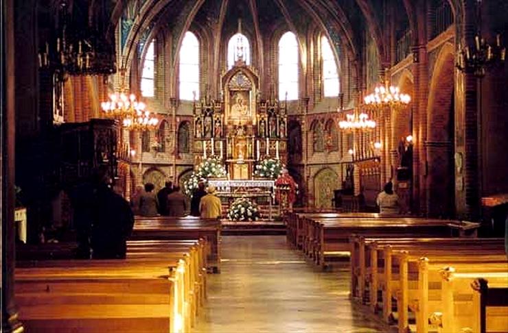 sanktuaria miejsca wybrane przez ... - Gietrzwałd  Polskie Lourdes  Bazylika św...P obraz MB z XVI w. koronowany w 1967 r..jpg